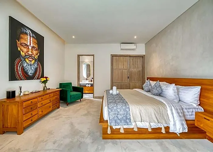 ホテル Beautiful Yang Tao In The Heart Of Seminyak With Private Staff 4*