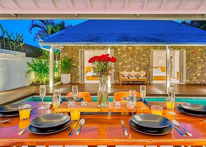 Beautiful Yang Tao In The Heart Of Seminyak With Private Staff ホテル バリ島